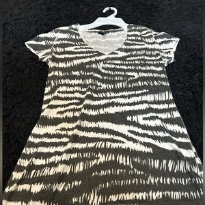 Juniors Animal print top